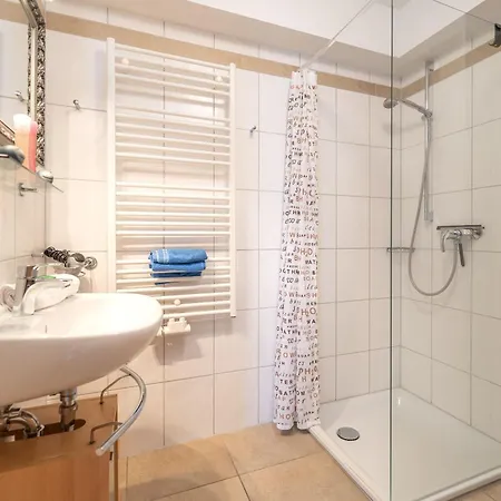 Sonnenstrand Og 5 公寓 *